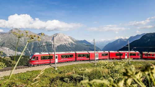 Trenino Rosso del Bernina